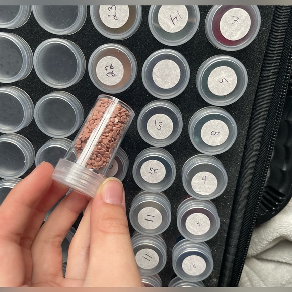 Diamond painting set and holder - Picture 7 of 13